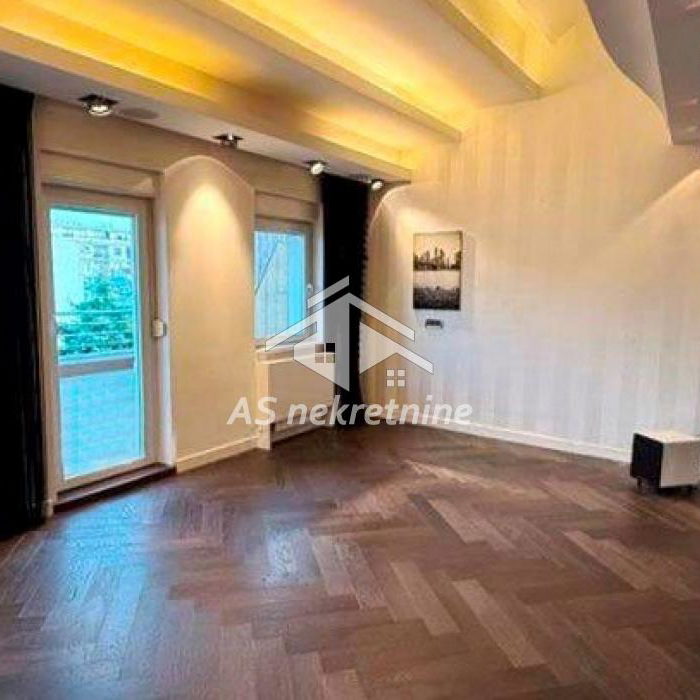 Stan Prodaja Beograd Crveni Krst Vračar 117 m2
