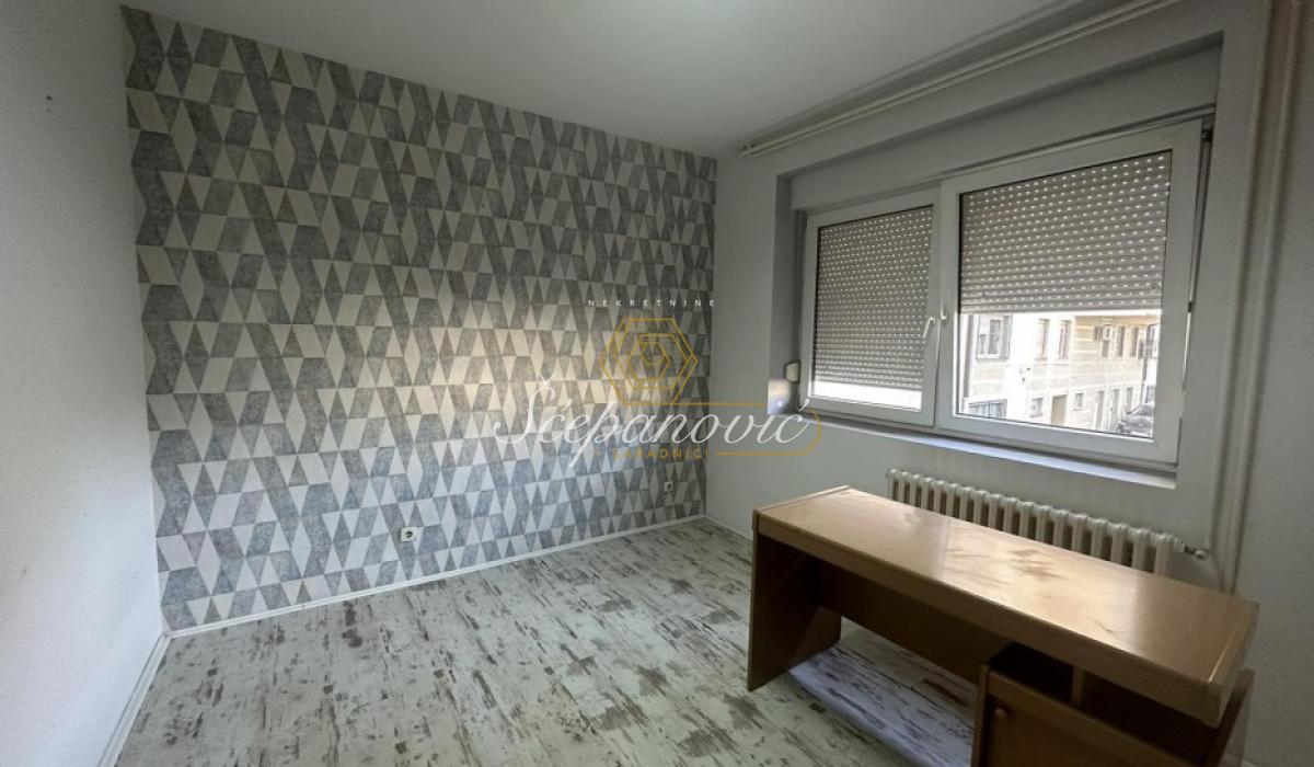 Lokal Izdavanje Novi Sad Liman 1 44 m2