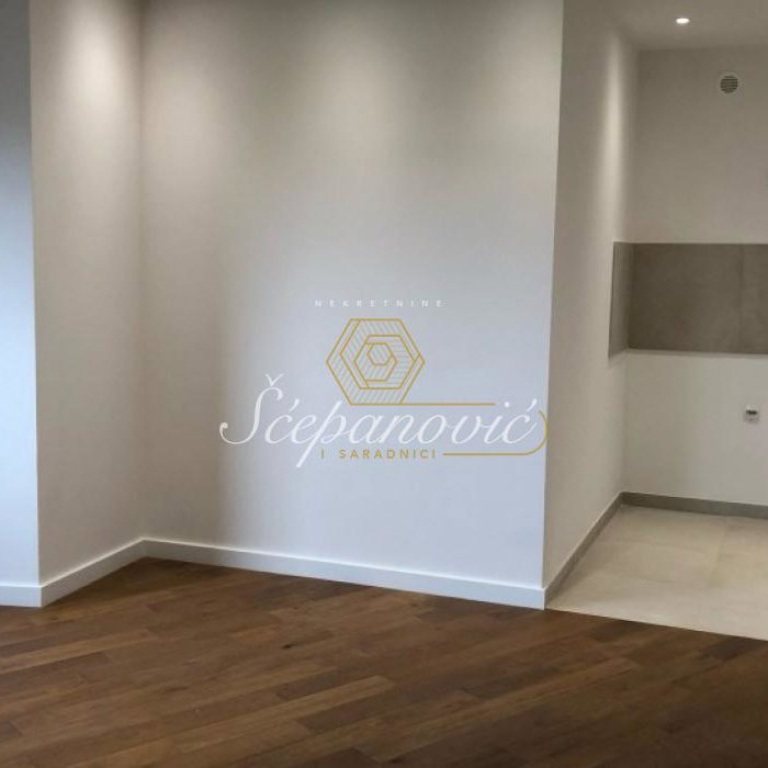 Stan Prodaja Novi Sad  70 m2