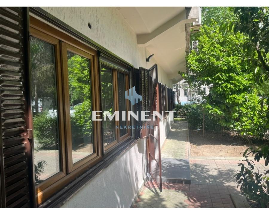 izdavanje-nekretnina-beograd-nX6380LAn8 Lokal za izdavanje, Blok 11c – Stari Merkator, Beograd, 75m², 1.200 €/mes
