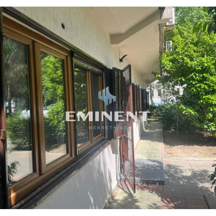 Lokal za izdavanje, Blok 11c – Stari Merkator, Beograd, 75m², 1.200 €/mes