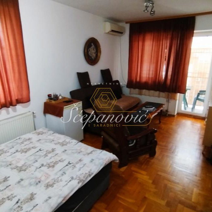 Stan Prodaja Novi Sad  78 m2