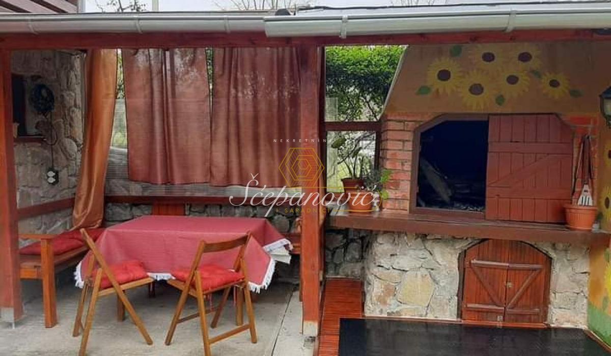 izdavanje-nekretnina-beograd-pKPrk0nW4h Kuća na prodaju, Ledinci, Novi Sad, 124m², 220.000 €