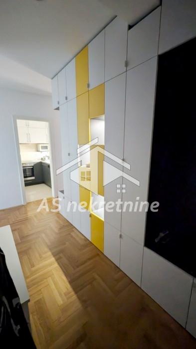 Trosoban stan za izdavanje, Blok 72, Beograd, 71m², 950 €/mes