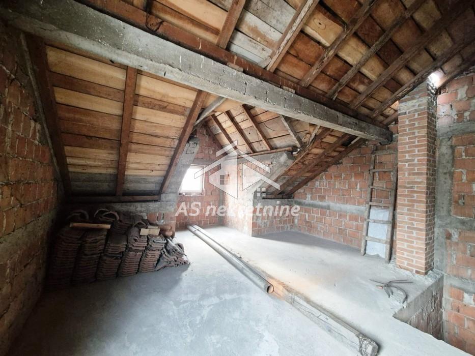 Stan Prodaja Beograd Stan Prodaja Beograd Zemun Polje 100 m2