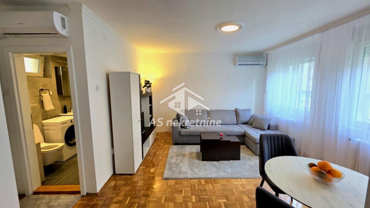 Stan Izdavanje Beograd Stan Izdavanje Beograd Slavija 46 m2