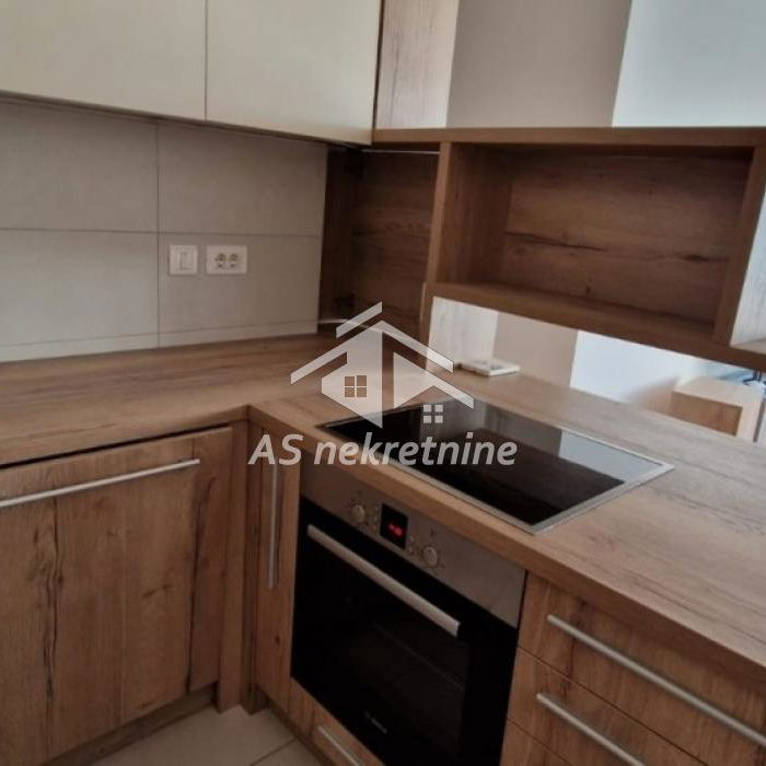 Stan Izdavanje Beograd  67 m2