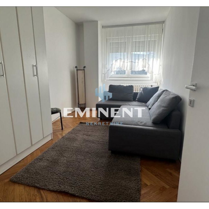Stan Izdavanje Beograd Blok 21 66 m2