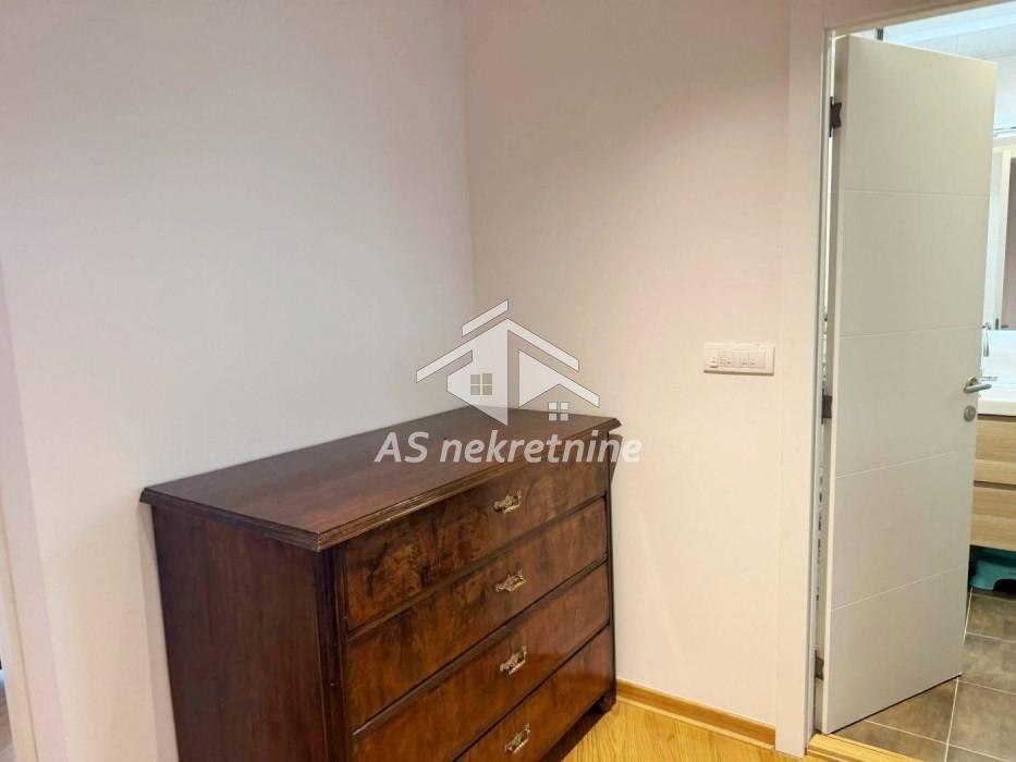 izdavanje-nekretnina-bijbum20gI Stan Izdavanje Beograd Hram Svetog Save 75 m2