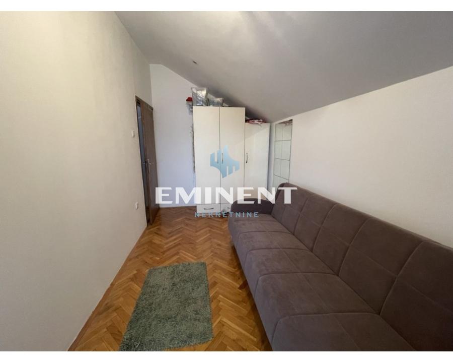 izdavanje-nekretnina-bzr9IBATxa Stan Prodaja Beograd Autokomanda 64 m2