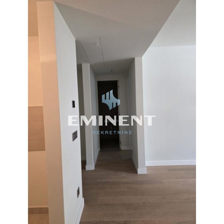 Stan Prodaja Beograd Blok 65 55 m2