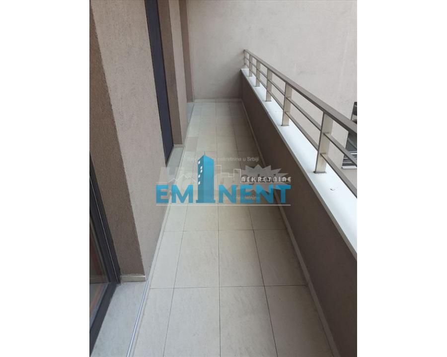 Trosoban stan za izdavanje, Crveni Krst Vračar, Beograd, 90m², 800 €/mes