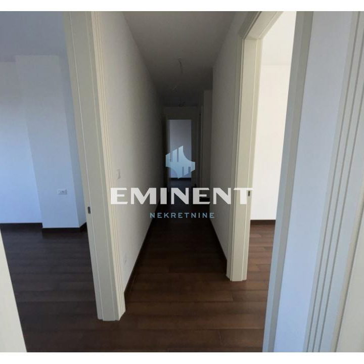 Četvorosoban stan na prodaju, Crveni Krst Vračar, Beograd, 119m², 595.000 €
