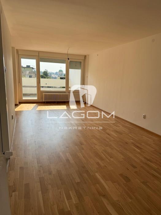 Četvorosoban stan na prodaju, Voždovačka Crkva, Beograd, 134m², 422.000 €