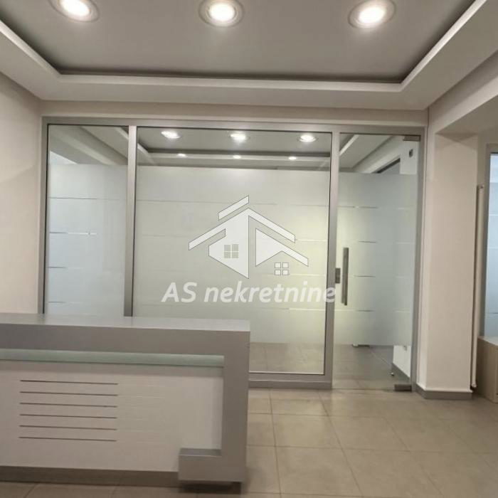 Stan Izdavanje Beograd Kalenić Pijaca 223 m2