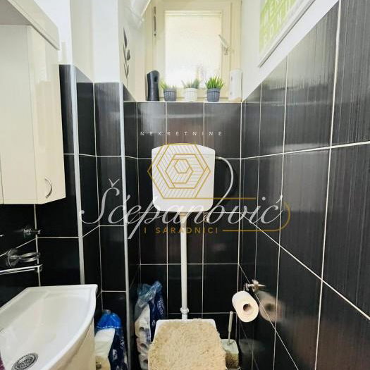 Četvorosoban stan na prodaju, Liman 2, Novi Sad, 71m², 220.000 €
