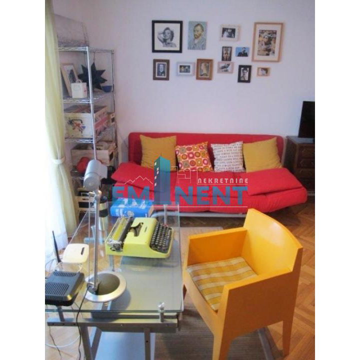 Stan Izdavanje Beograd  90 m2