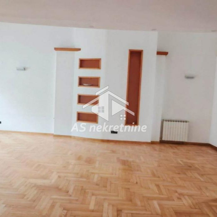 Višesoban stan na prodaju, Kalenić Pijaca, Beograd, 207m², 690.000 €