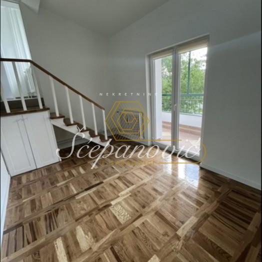 Stan Prodaja Novi Sad Cara Dušana 47 m2