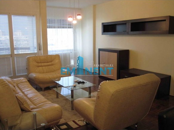 Stan Izdavanje Beograd Blok 23 70 m2