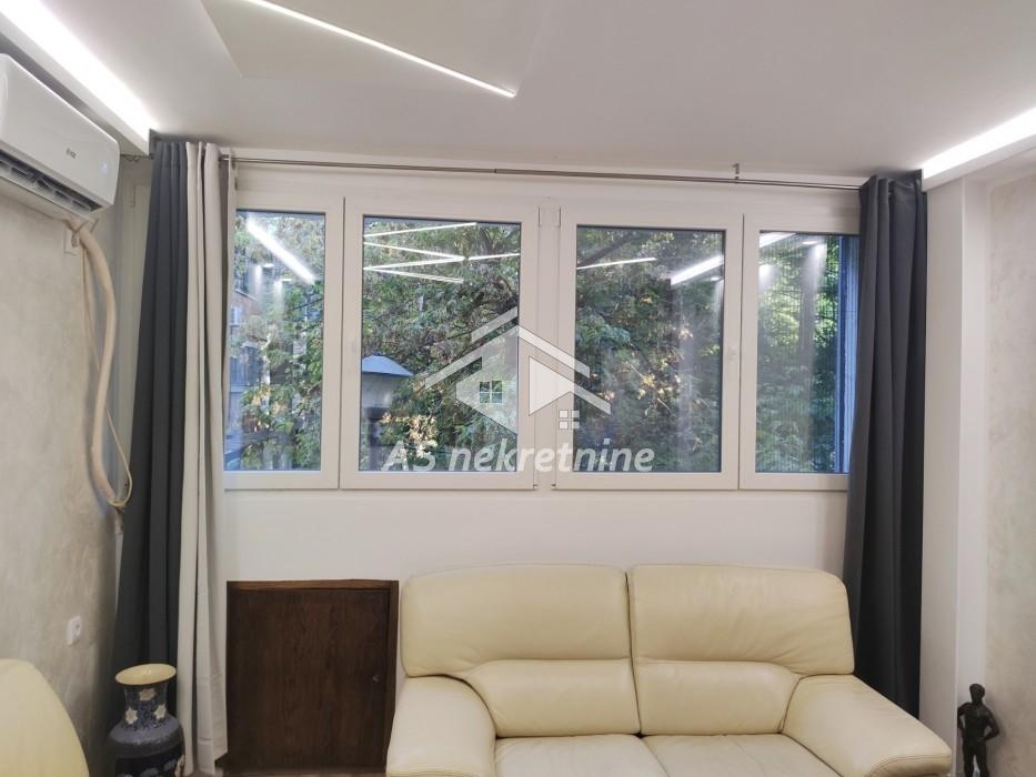 Stan Izdavanje Beograd Banovo Brdo 52 m2