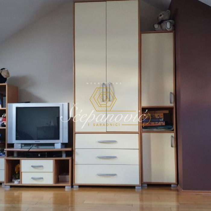 Trosoban stan na prodaju, Nova Detelinara, Novi Sad, 113m², 235.000 €