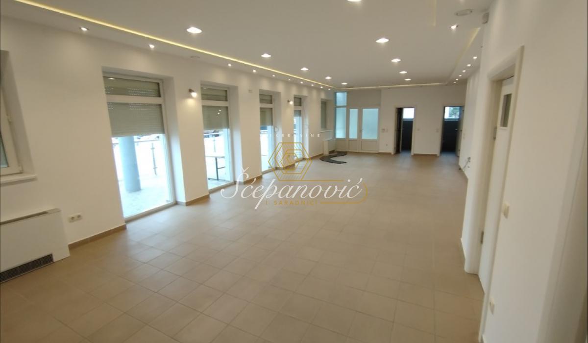 Kuća Prodaja Novi Sad Kuća Prodaja Novi Sad 795 m2