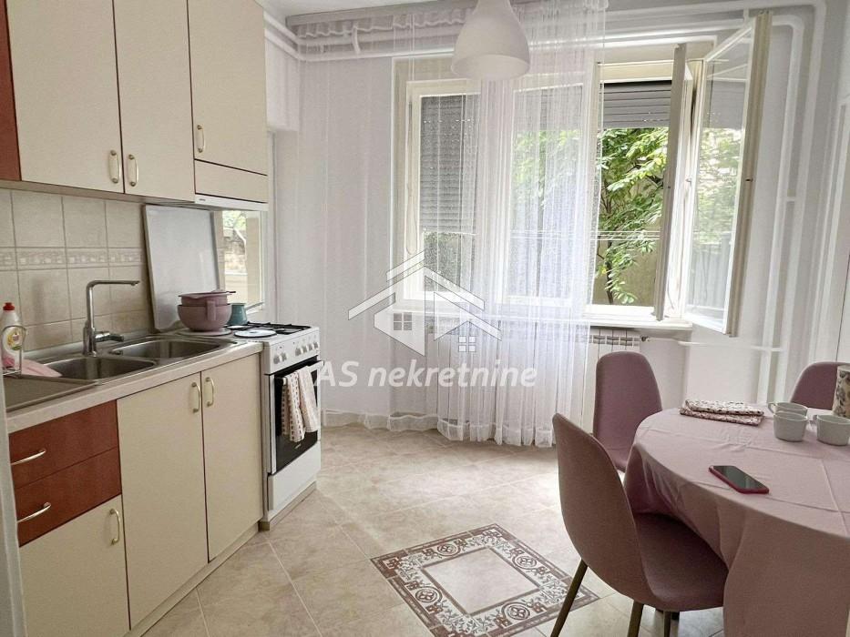 Stan Izdavanje Beograd Stan Izdavanje Beograd Kalenić Pijaca 67 m2
