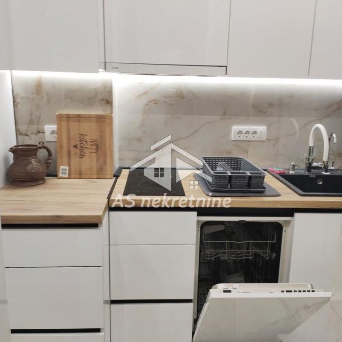 Stan Izdavanje Beograd Banovo Brdo 52 m2