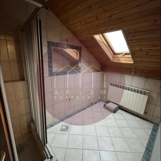 Kuća na prodaju, Rušanj, Beograd, 237m², 160.000 €