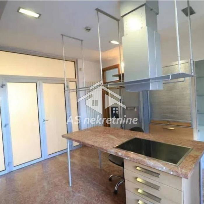 Stan Izdavanje Beograd 27. Marta 222 m2