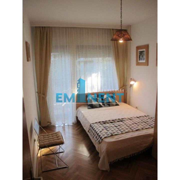 Stan Izdavanje Beograd  90 m2
