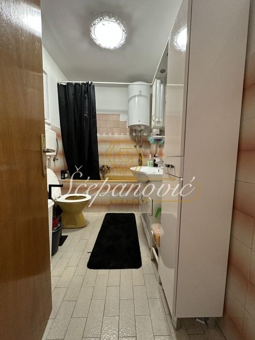 izdavanje-nekretnina-pXIyWSJ3Y6 Kuća na prodaju, Rakovac, Beočin, 101m², 212.500 €