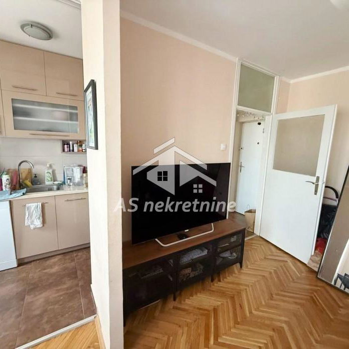 Stan Izdavanje Beograd Banovo Brdo 62 m2