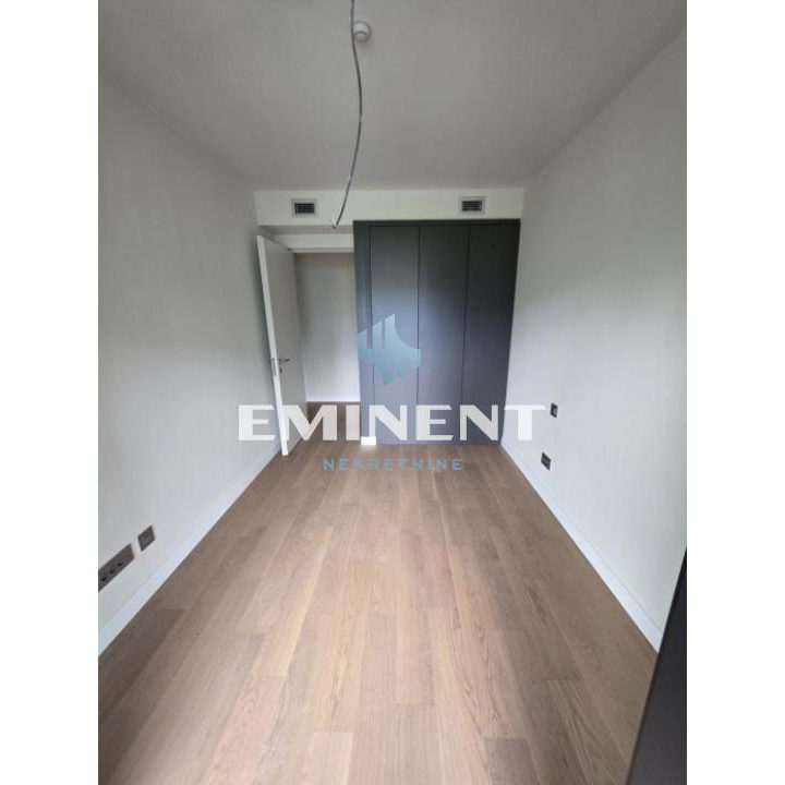 Stan Izdavanje Beograd Blok 65 80 m2