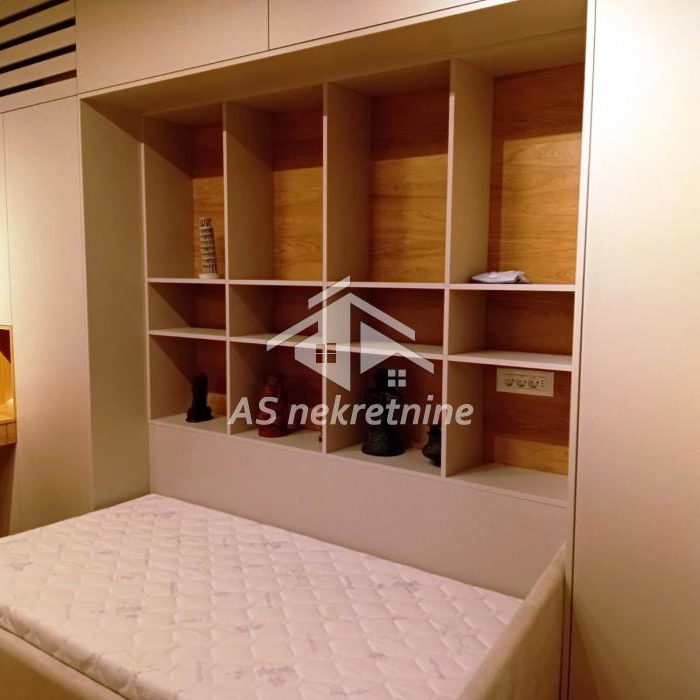 Trosoban stan za izdavanje, Blok 65, West 65, Beograd, 98m², 2.000 €/mes