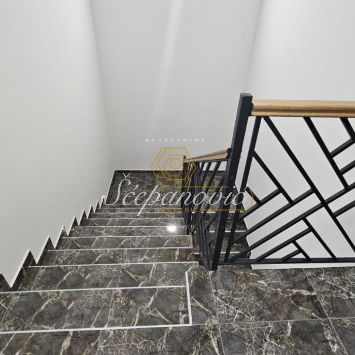 Kuća na prodaju, Južni Telep, Novi Sad, 235m², 465.000 €