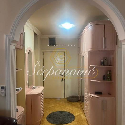 Stan Prodaja Novi Sad  91 m2