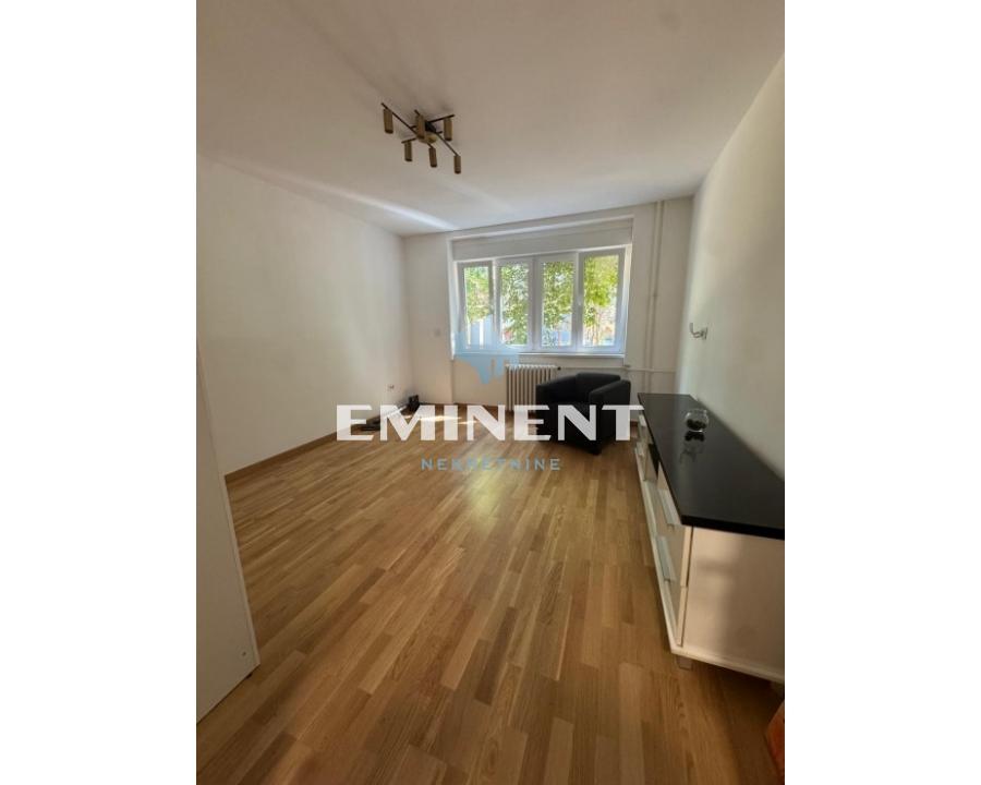 Stan Izdavanje Beograd Donji Grad 58 m2