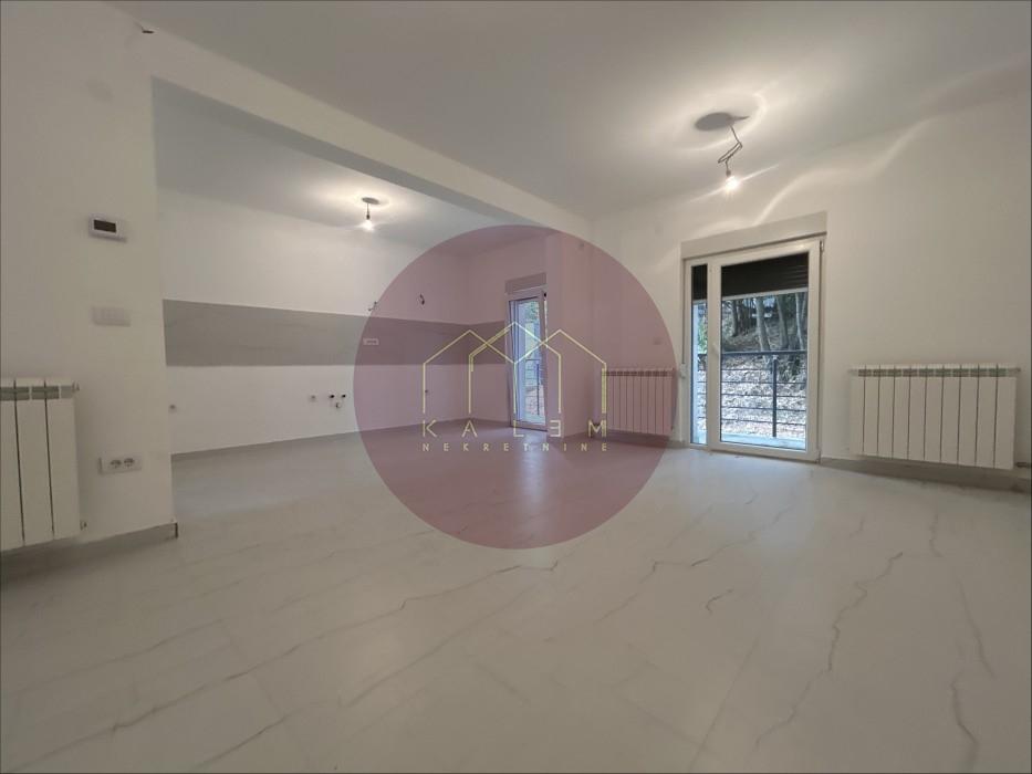 Stan Prodaja Beograd Kaluđerica 82 m2