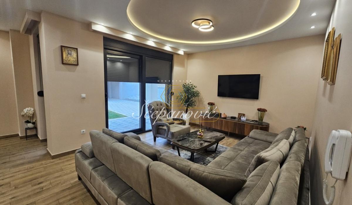 Kuća na prodaju, Južni Telep, Novi Sad, 235m², 465.000 €