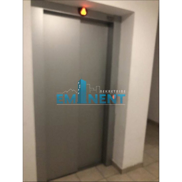 Trosoban stan za izdavanje, Blok 61, Beograd, 85m², 900 €/mes