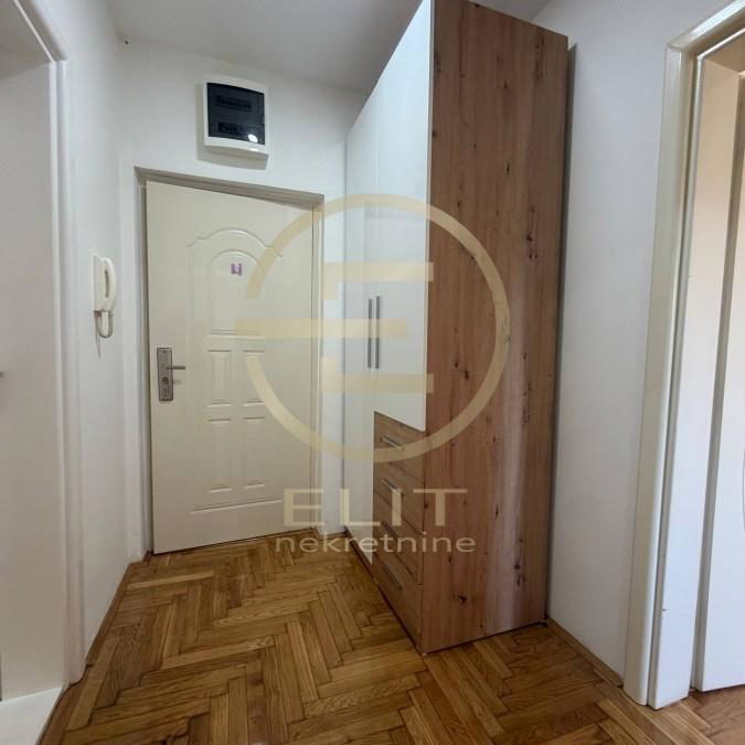 Dvosoban stan na prodaju, Betanija, Novi Sad, 36m², 129.000 €