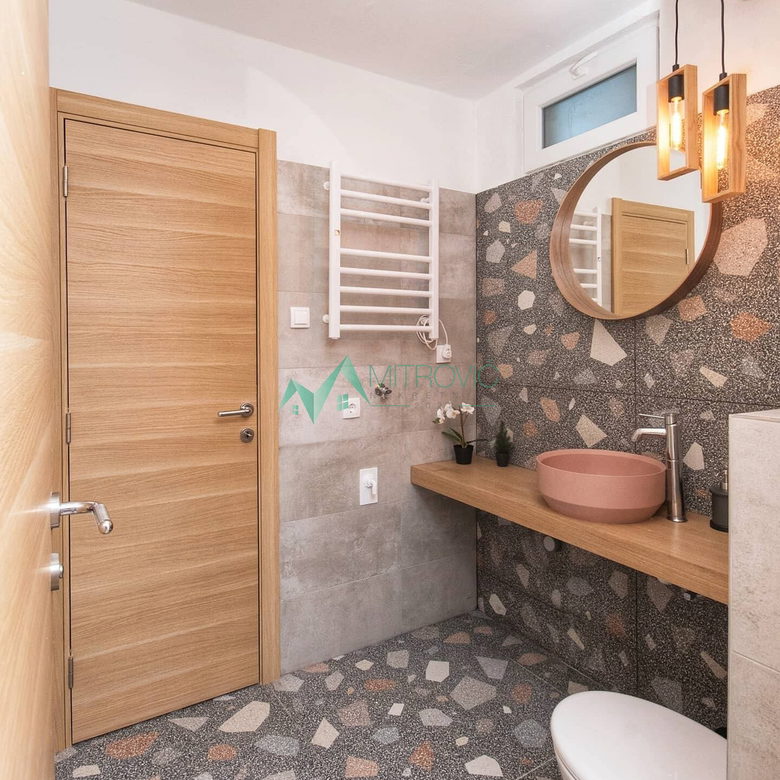 Kuća na prodaju, Ribnjak, Novi Sad, 170m², 2.000 €