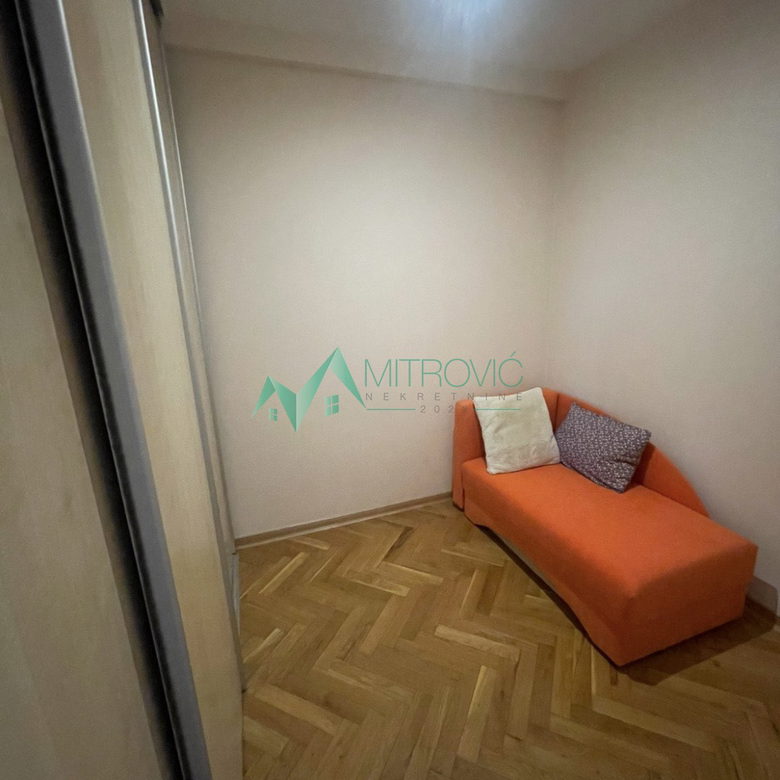 Stan Prodaja Novi Sad  57 m2
