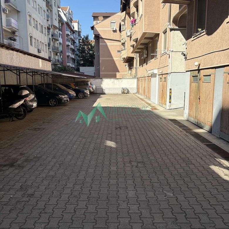 Stan Prodaja Novi Sad  15 m2