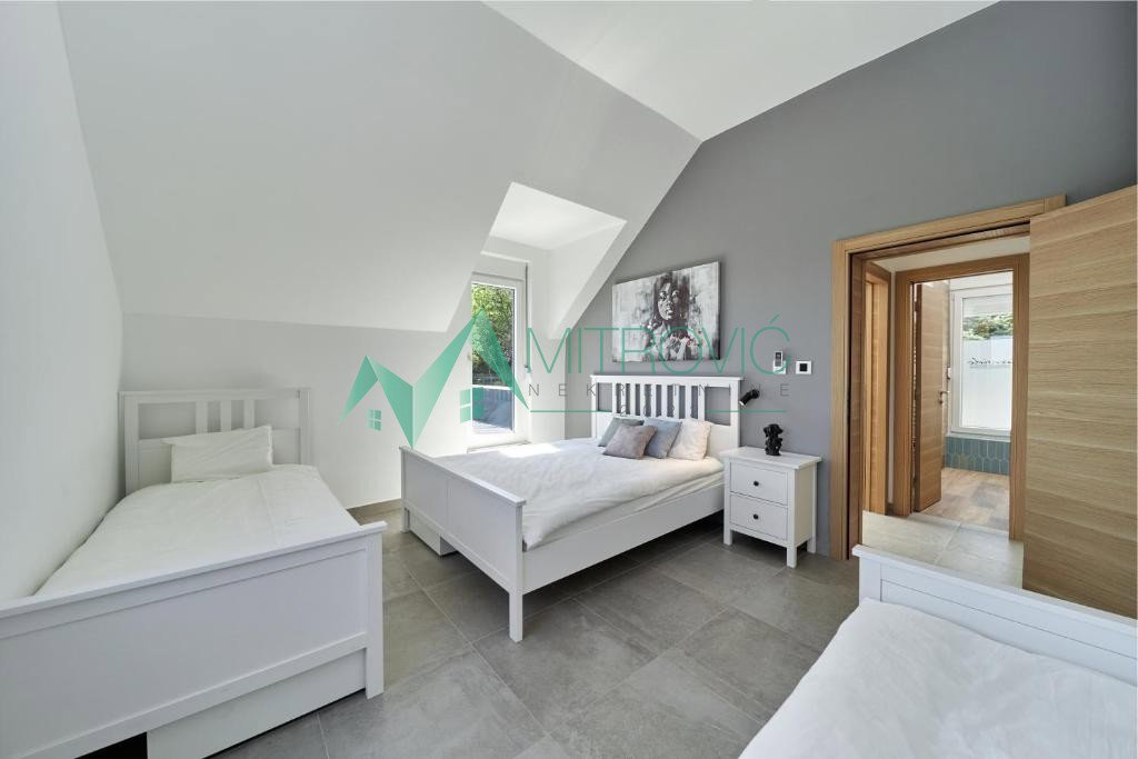 izdavanje-sremski-karlovci-9102481-9qlmj Kuća na prodaju, Sremski Karlovci, 310m², 3.000 €