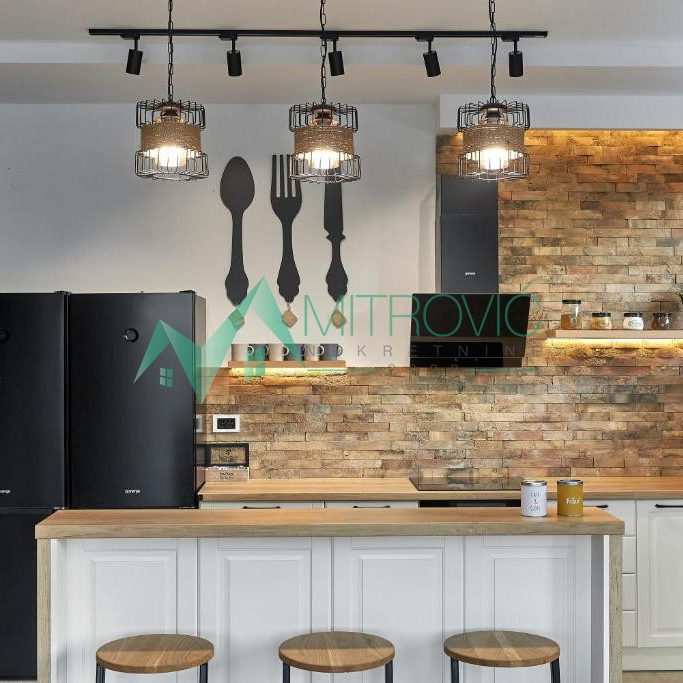 Kuća Prodaja Sremski Karlovci  310 m2