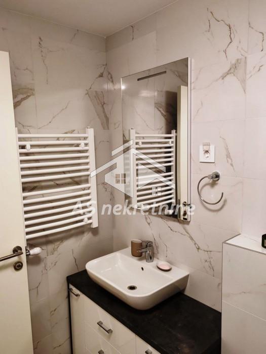 Dvosoban stan za izdavanje, Vojvode Stepe, Beograd, 50m², 750 €/mes