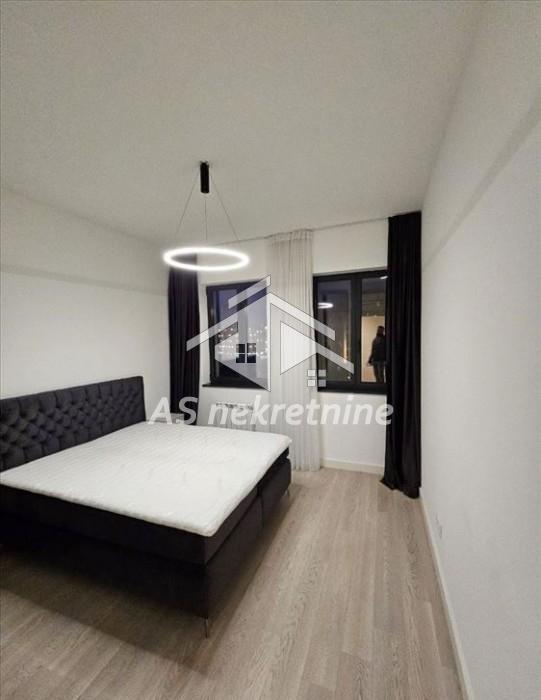 Četvorosoban stan za izdavanje, Beograd na Vodi, Beograd, 111m², 3.000 €/mes
